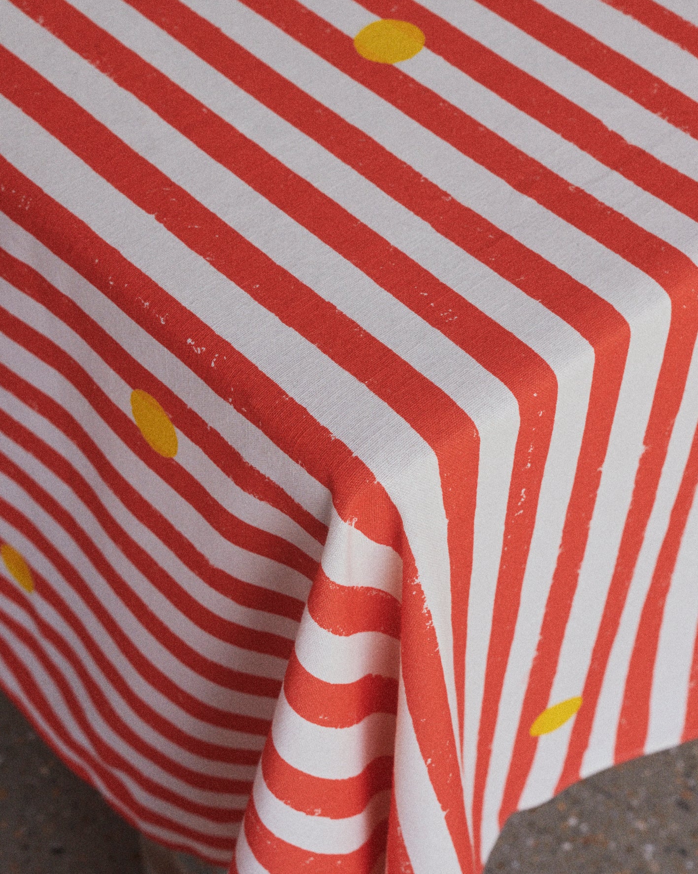 Cirque Tablecloth