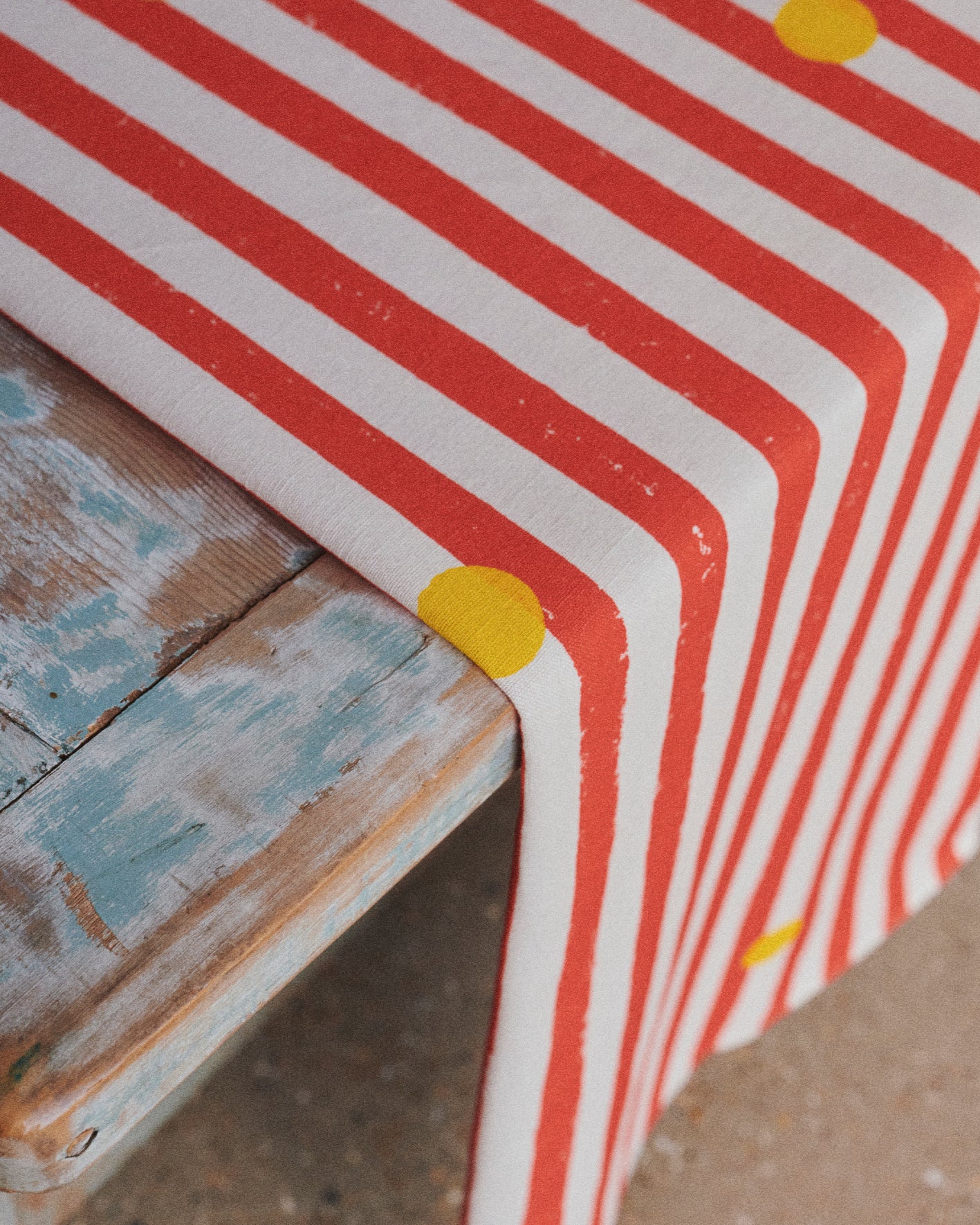 Cirque Table Runner