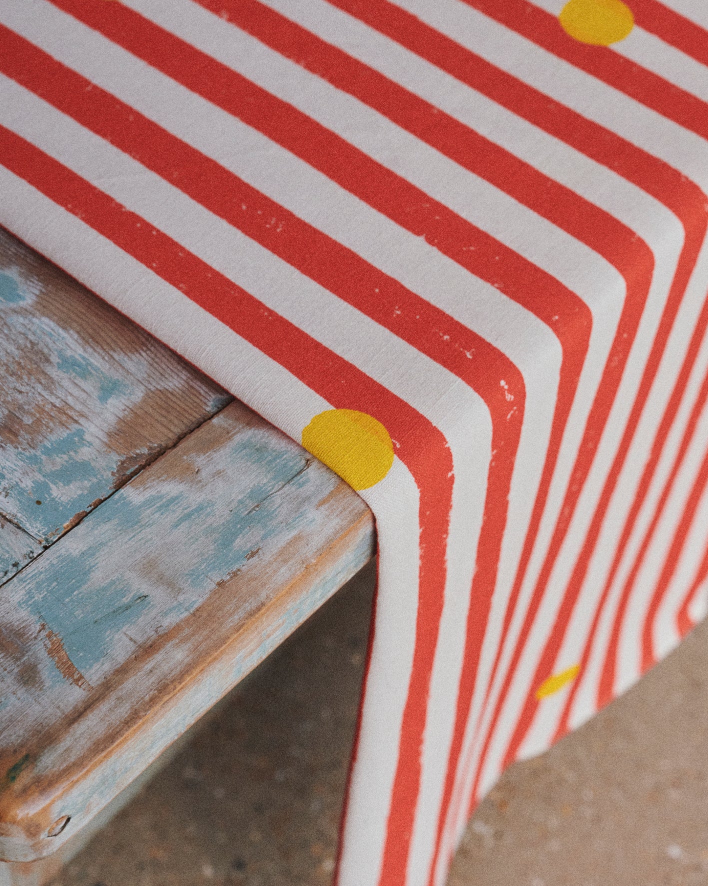 Cirque Table Runner