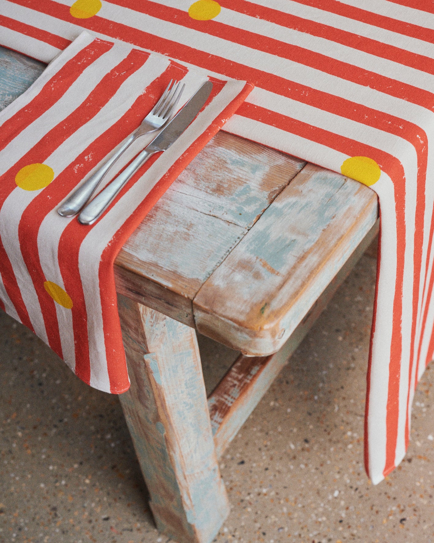 Cirque Table Runner