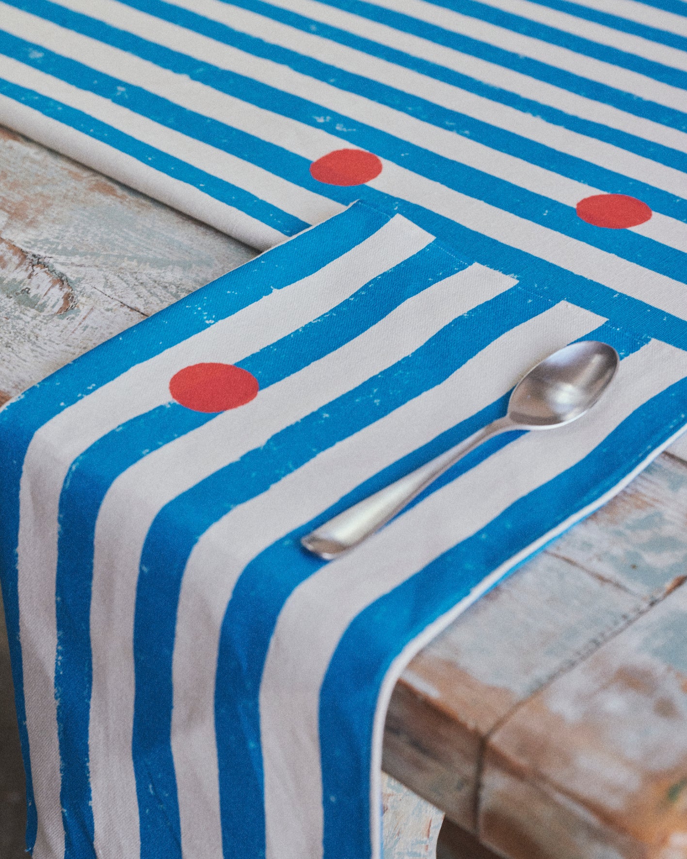 Cirque Bleu Table Runner