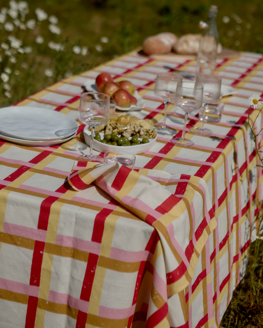 Battenberg Table Linen